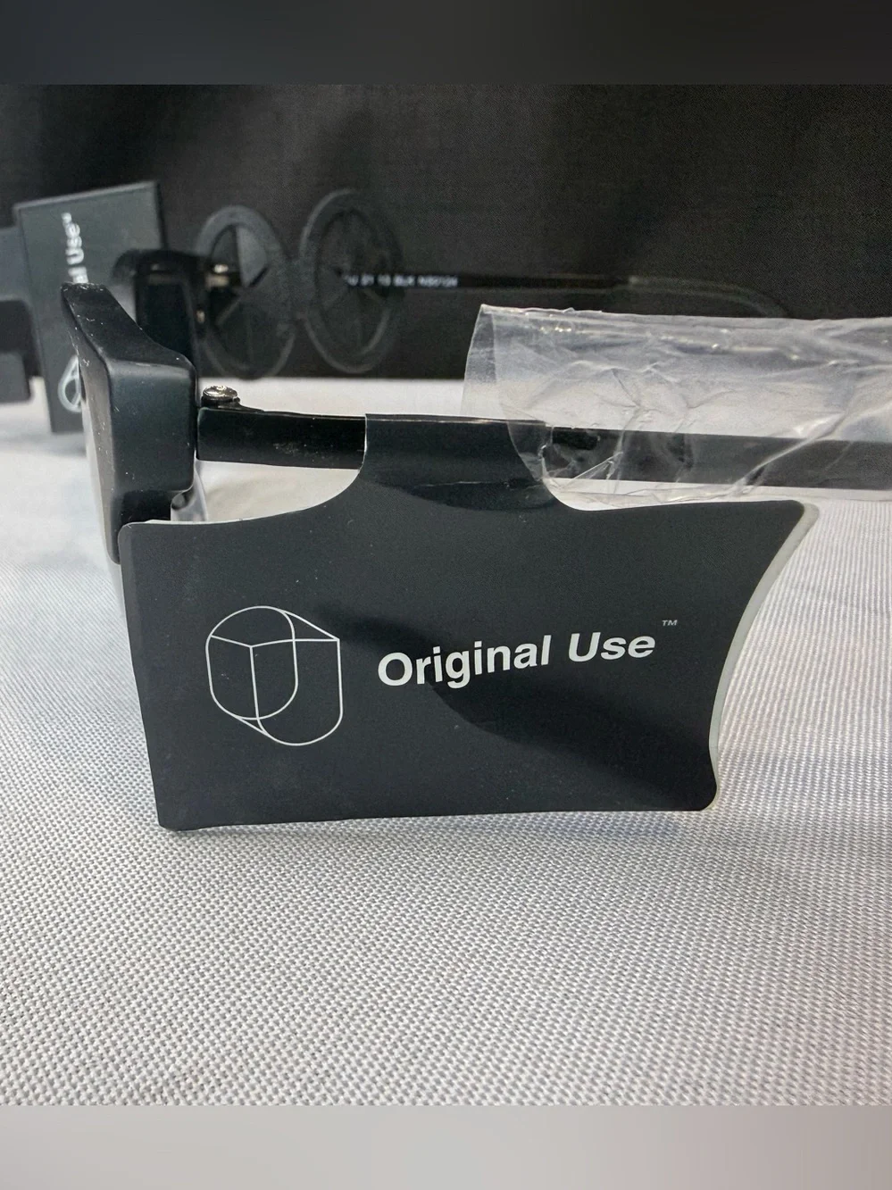 Original Use Stylish Black Adult Sunglasses - NWT